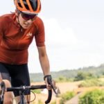mujer ciclista