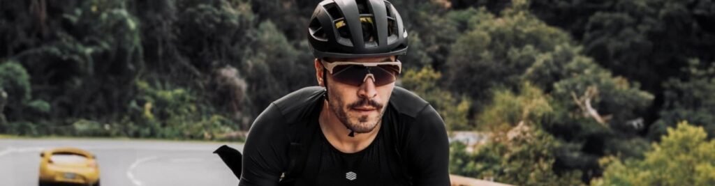 ciclista con gafas Siroko