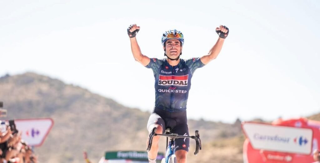 Mikel Landa, ciclista del Soudal Quickstep en la meta de la etapa 20 de La Vuelta a España